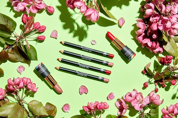 New lip pencils from Cheekbone Beauty